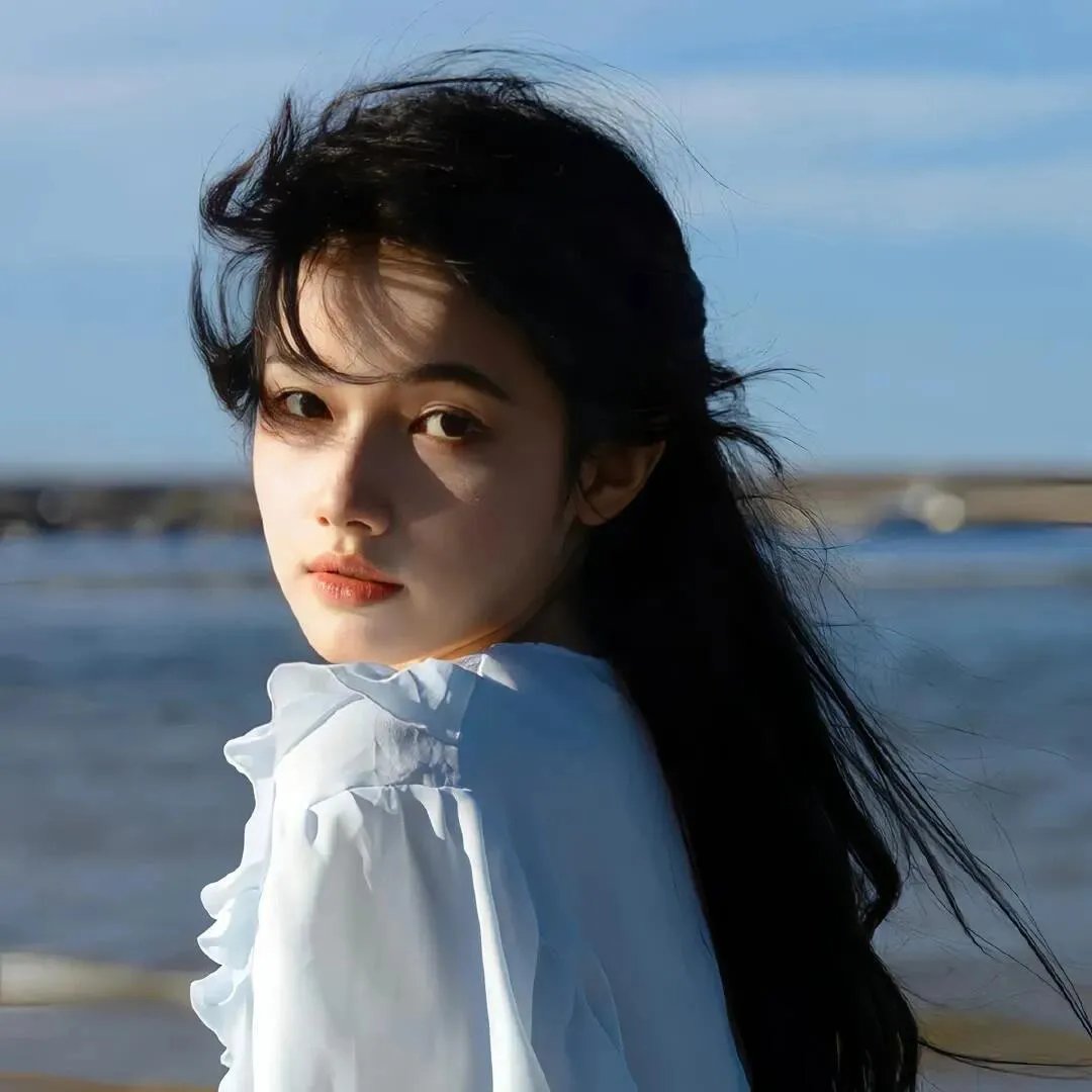 凭爱意将月光私有